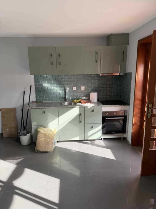 Alugo Apartamento T3 Costa Cabral