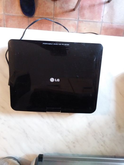 Przenośne dvd Lg z usb!!!Możliwy montaż w aucie!!!Okazja