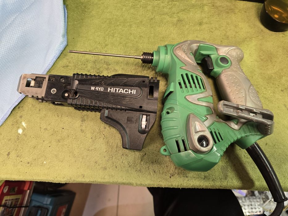 HITACHI W4YD automat do gipsu.