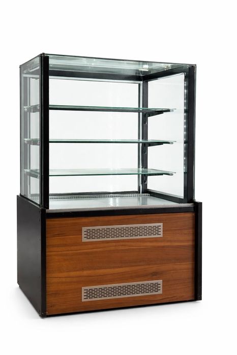 Терміново! Холодильна вітрина для кав’ярні / кондитерської