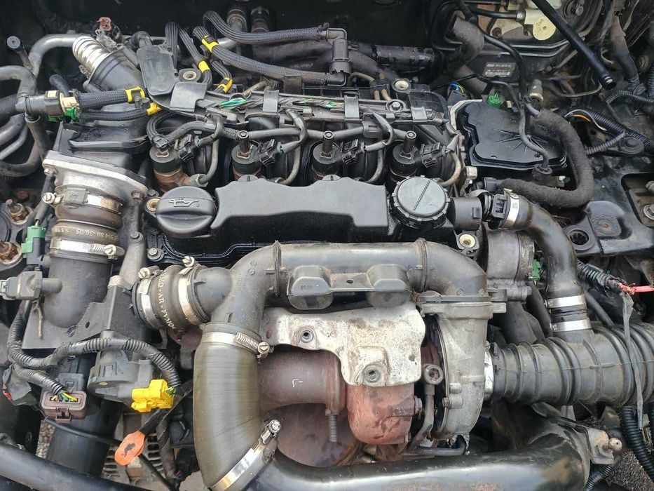 FORD FOCUS MK2 C-MAX Silnik Kompletny osprzęt 1.6 TDCI DV6TED4 G8DB