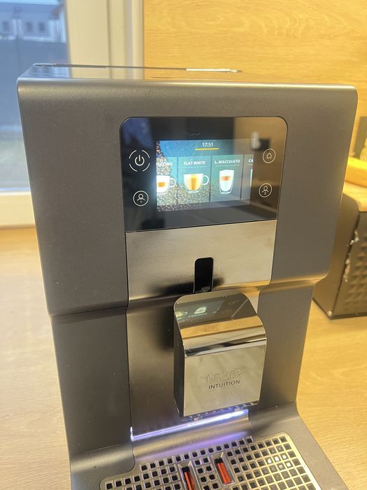 Ekspres do kawy KRUPS Intuition Preference EA875 Gwarancja