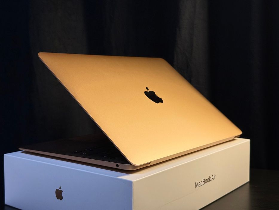 MacBook Air a2179 złoty 2020