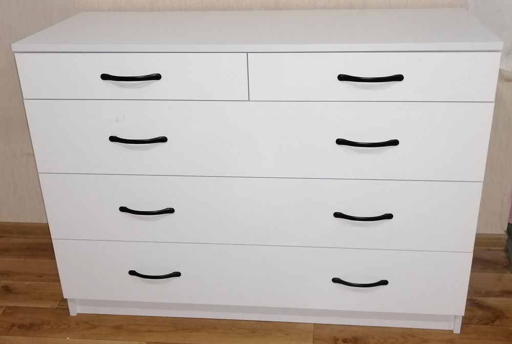 Комод 1,2м. Абсолютно новый.