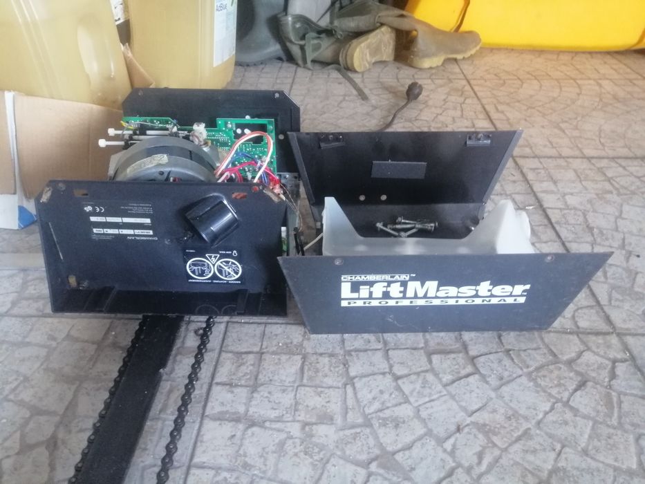 Motor portão de garagem