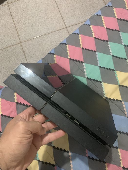 PS4 + comando original azul + fatura worten