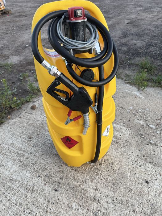Mobilny zbiornik na paliwo 110L z pompą 12V  Emiliana Serbatoi