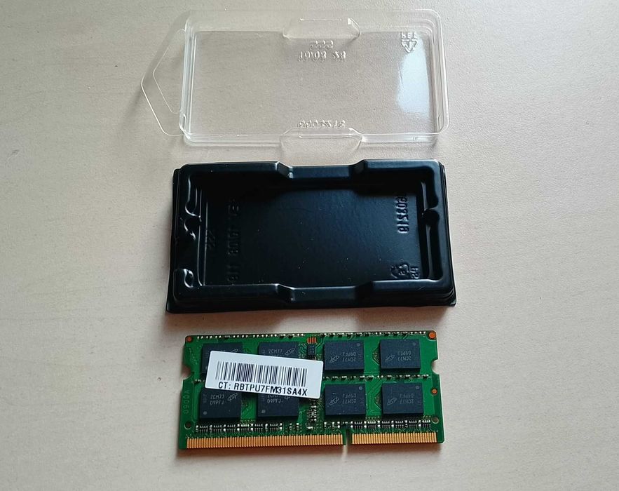 Память ноутбука 4GB DDR3L PC3L-12800S 2Rx8 1,35В б/у