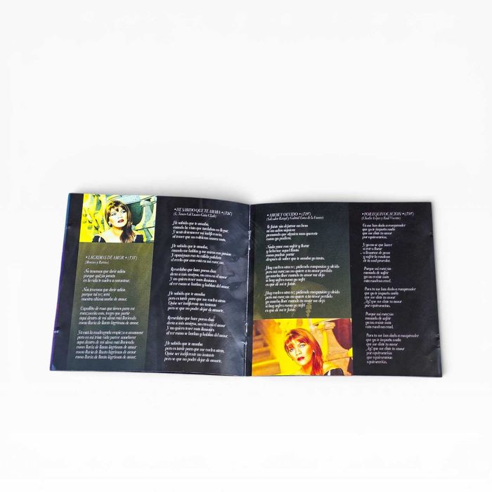 CD Ángela Carrasco — Una Producción de Juan Gabriel | WEA 1995