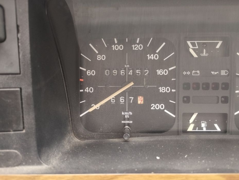 VW Passat B1 1.6 GLS zabytkowy