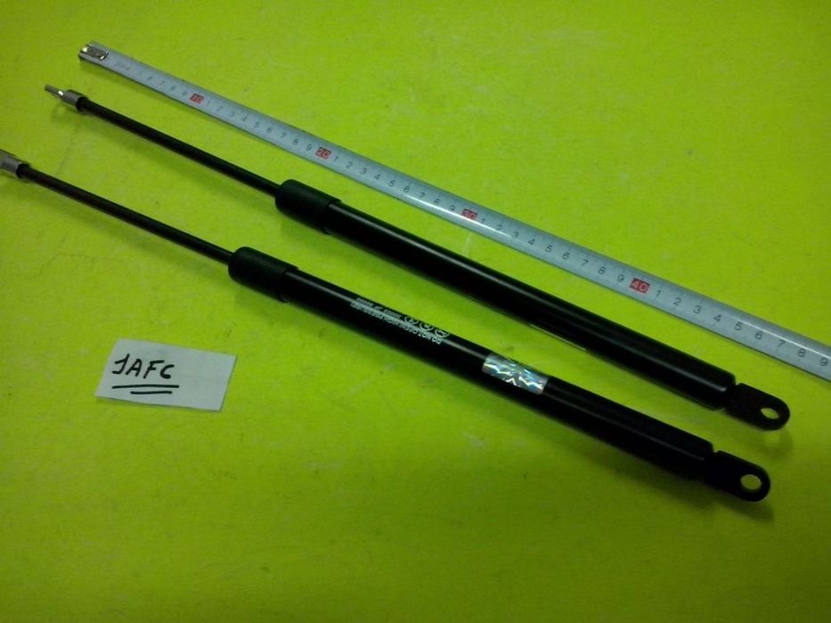 Amortecedor de tampa da mala Suzuki Jimny e Samurai  NOVO