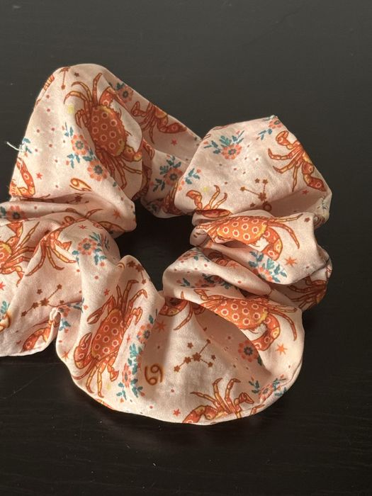 Scrunchie gumka do włosów rak cancer 69 Temu