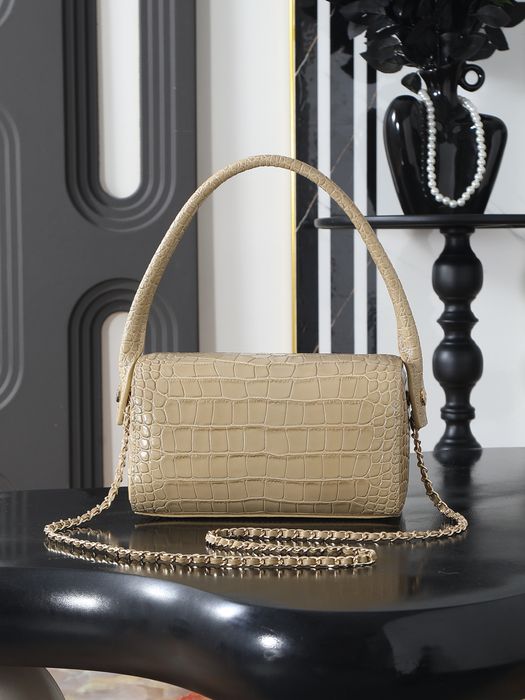 Жіноча сумка на ланцюжку Chanel 5294
