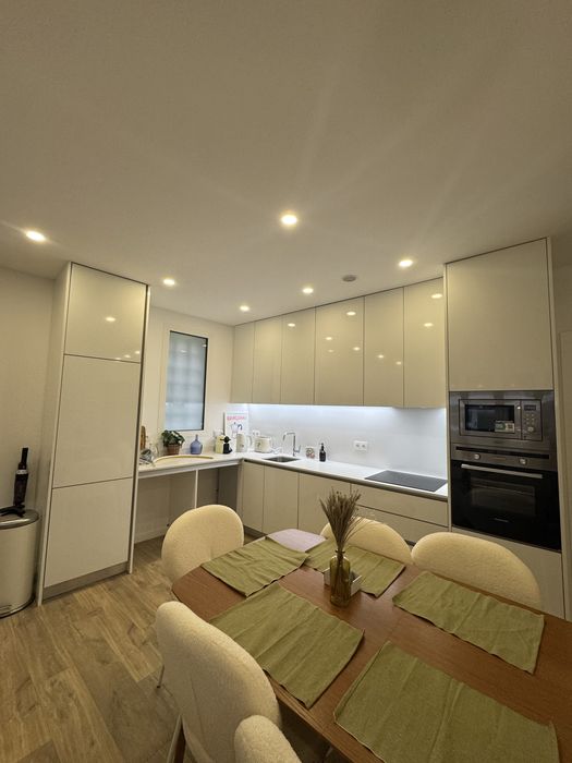 Remodelações e Acabamentos: Pladur, Pintura e Carpintaria profissional