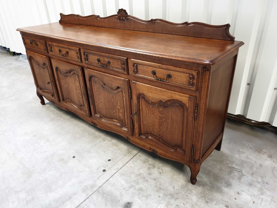 Piękna komoda Ludwikowska ślicznie zdobiona - Meble z Francji. Dostawa