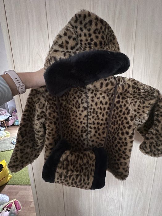 Шубка з муфтою зимова