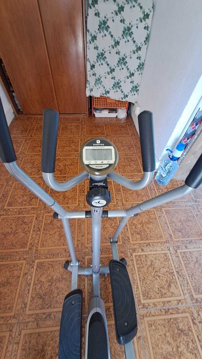 Bicicleta elíptica Domyos, seminova, para praticar fitness, negociável