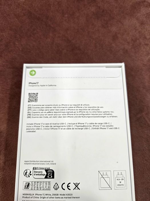 Iphone 17 – 256GB – Branco( NOVO )