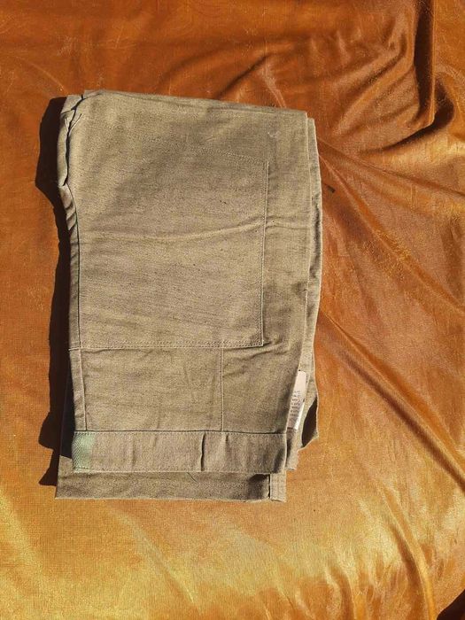 Рабочие штаны для сварщика , спецодежда.