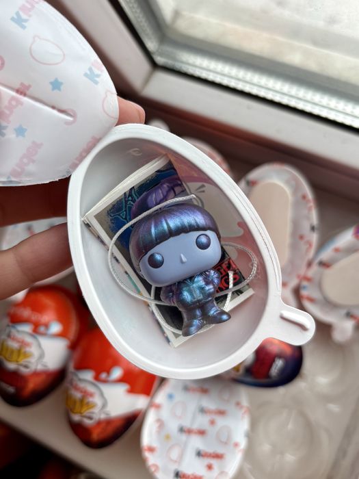 Kinder joy stranger things кіндер джой дивні дива фігурки