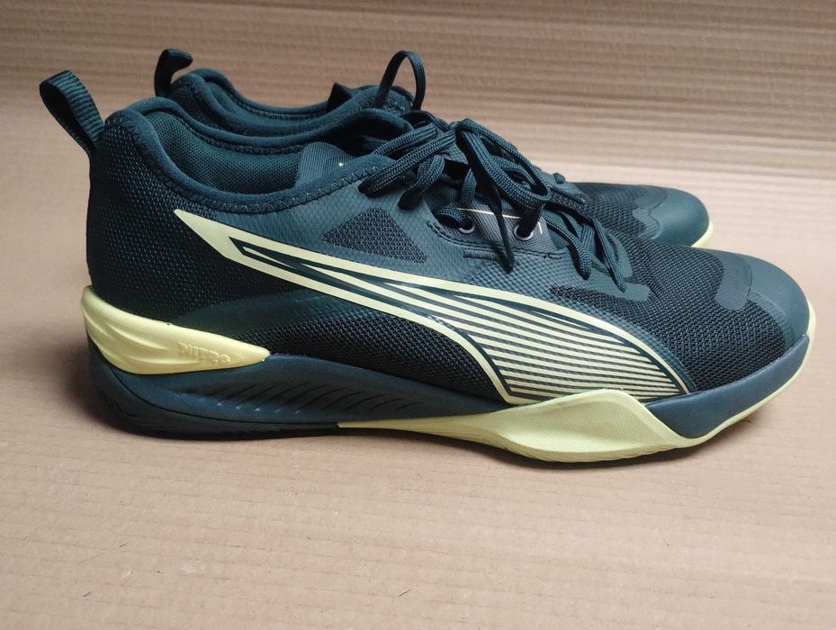 buty sportowe 44 halówki do piłki ręcznej Puma eliminate bdb