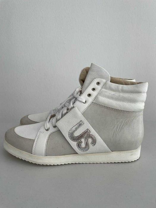 Adidasy damskie za kostkę.