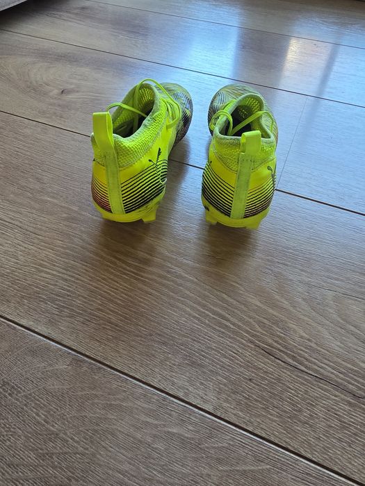 Korki puma r.37 wsuwane