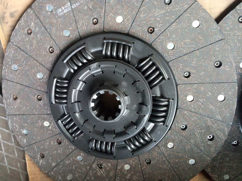 Диск сцепления на Renault Magnum Premium Eвро-2/3 для -B18/ZF