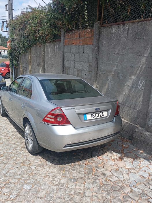 Ford Mondeo 2000514773850302730241