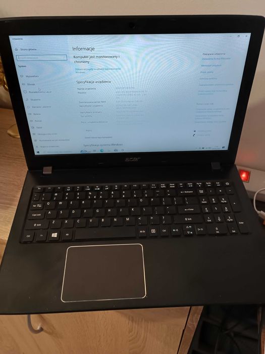 Acer Aspire E5-533, 8GB RAM, 80GB HDD, bateria trzyma 2-3h, stan BDB.