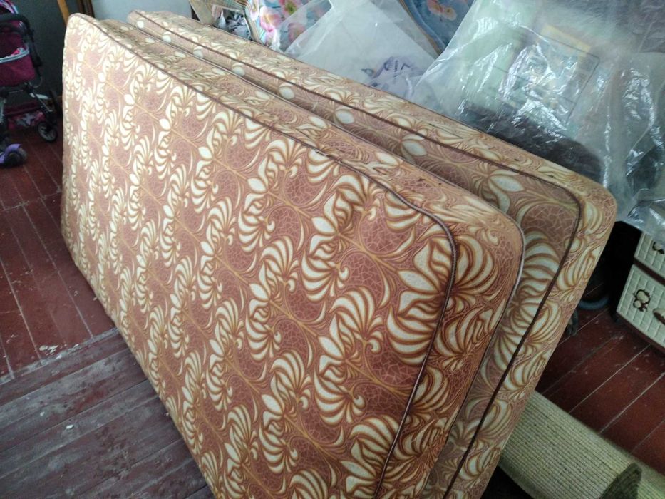 Продам матраци 2 шт.