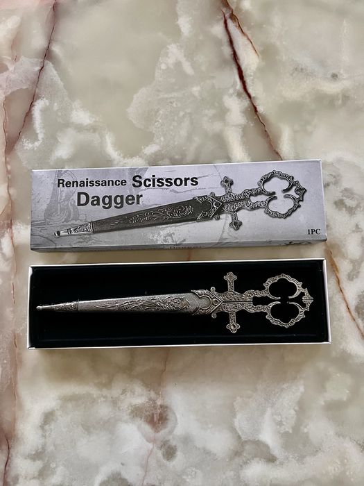 Ножиці-кинджали епохи Відродження «Renaissance Scissors Dagger».