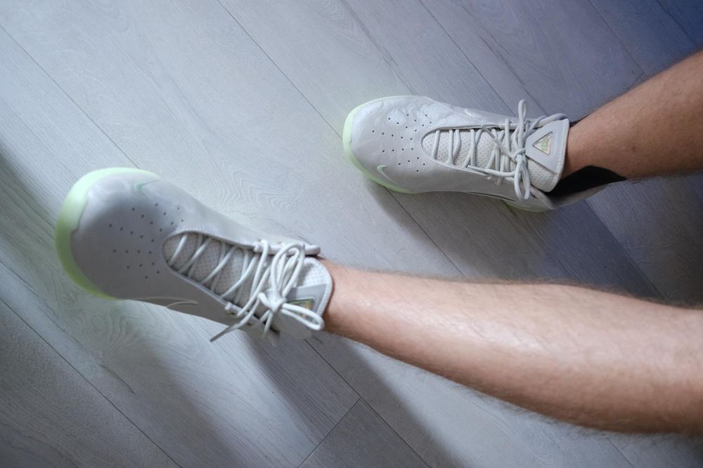 Buty Nike LeBron XXII Beżowe