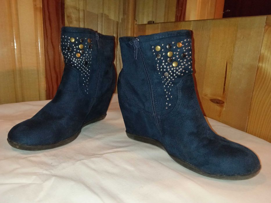 Buty granatowe rozm. 38