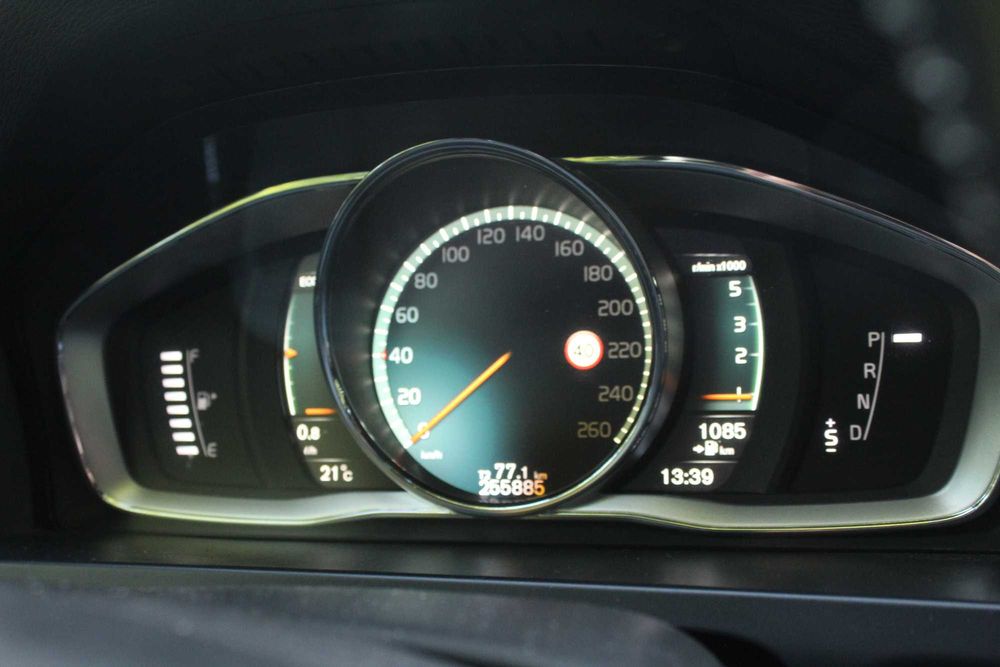 Volvo V60 2.0 D4 automat