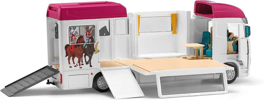 Schleich Horse Club 42619 Транспортер для коней: Кемпер + Аксесуари