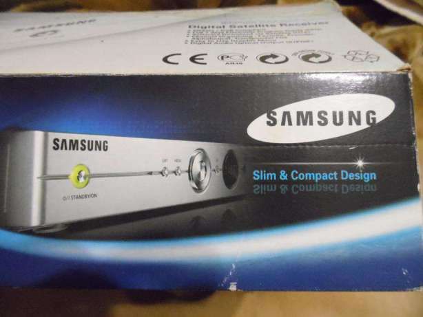 Спутниковый тюнер Samsung DSB S300V.