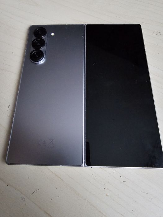 Sprzedam Samsunga Fold 6