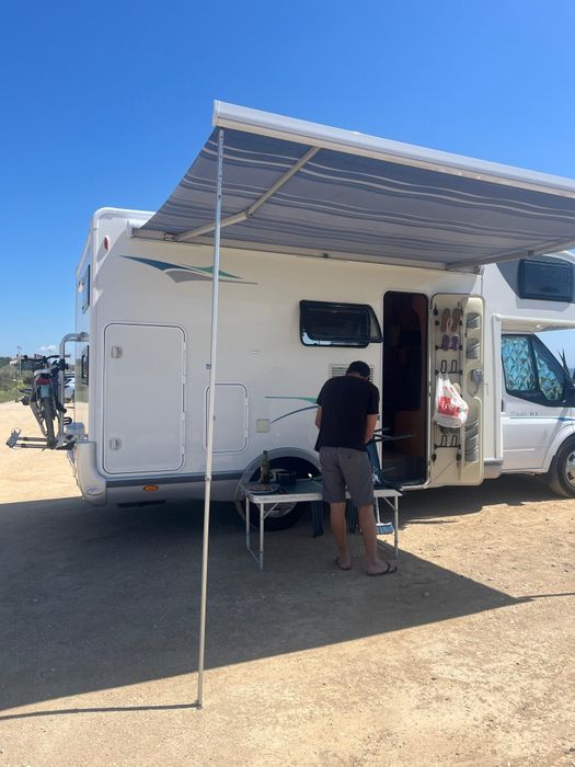 Autocaravana Challenger Genesis 43 de 6 lugares