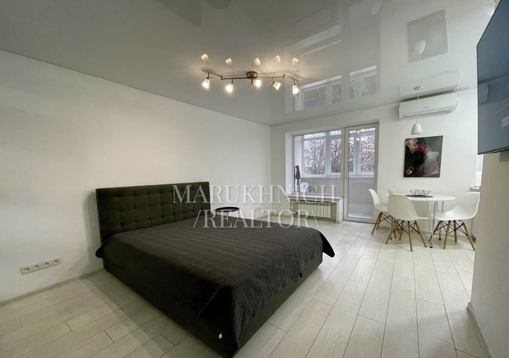 Продам! 1 к квартира вул. Січевих Стрільців (Артема) Поля Центр