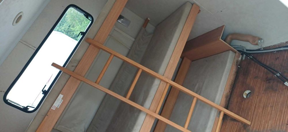 Łóżko piętrowe potrójne przyczepa kempingowa kamper