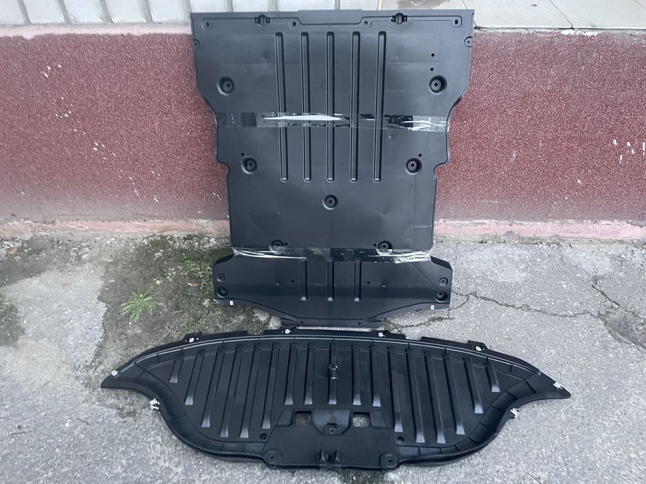 Захисти двигуна, бампера vw ID4 ID6 ID3 є інші запчастини