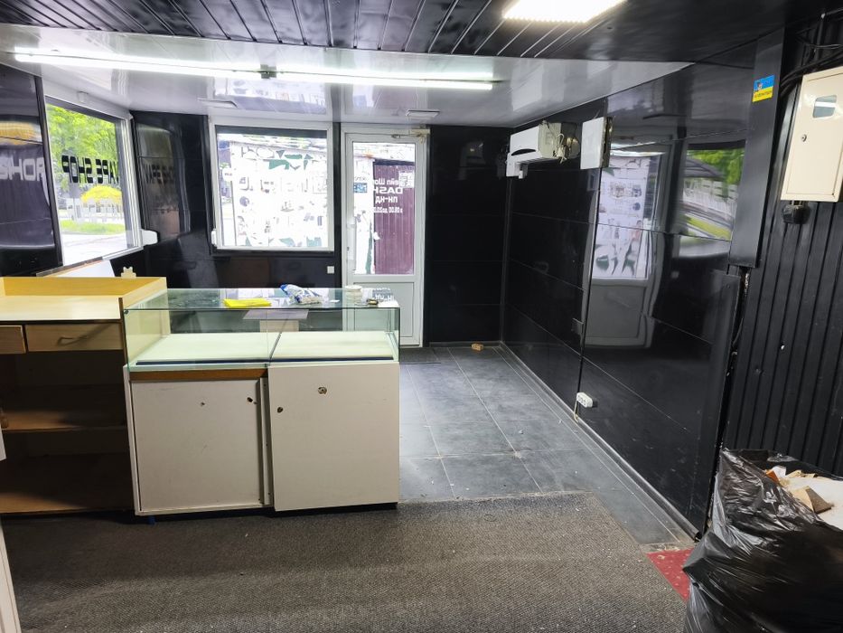 МАФ кіоск 30 м² дуже гарна локація