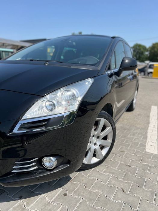 Продам Peugeot 5008 1.6 THP АВТОМАТ