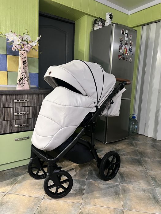 Детская коляска Roan Bass Next Island Stone 2в1