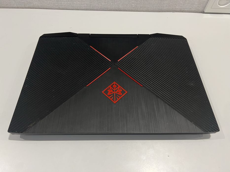 Игровой HP Omen 15-dc0030nr - 15" FHD/i7-8750H/  16Gb/SSD 512/GTX 1060