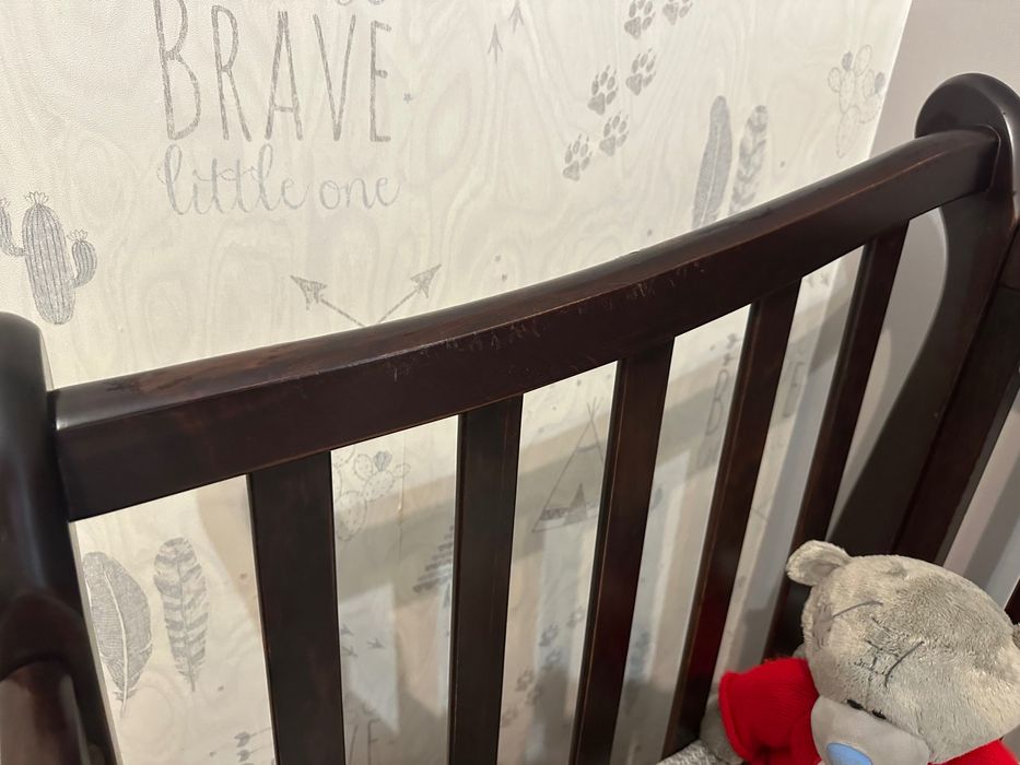 Дитяче ліжечко дубове з шухлядою