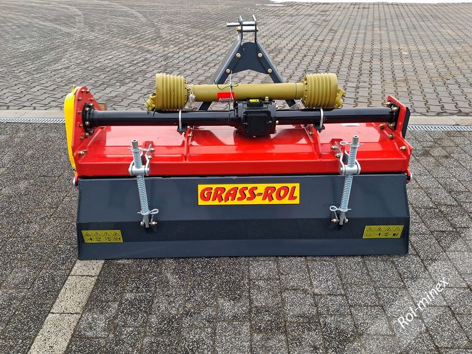 Wzmocniona GLEBOGRYZARKA Grass-rol Transport
