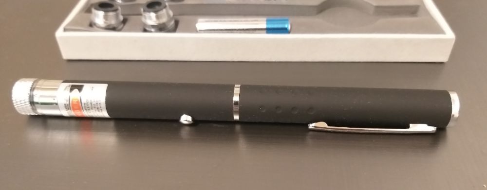 Фонарь-лазер зеленый