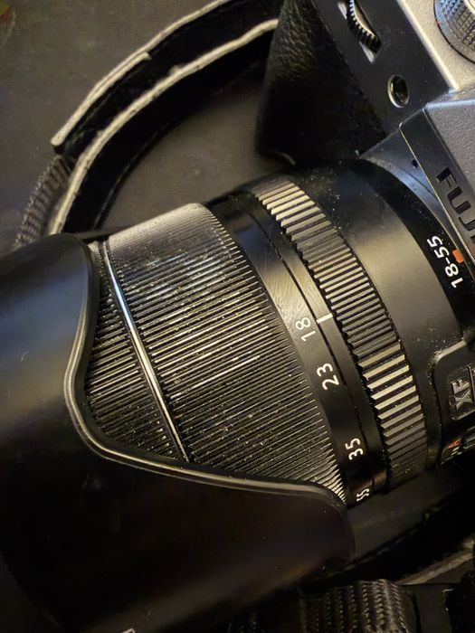 fujifilm XT-20 plus obiektyw 18-55mm